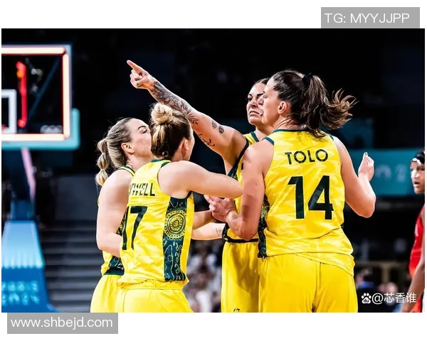 亚特兰大梦与康涅的激烈对决展现女篮实力与团队默契